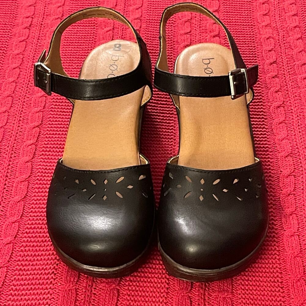 b.o.c. by Børn Jasmine Clogs – Black Cutout Platform Sandals (Size 8)